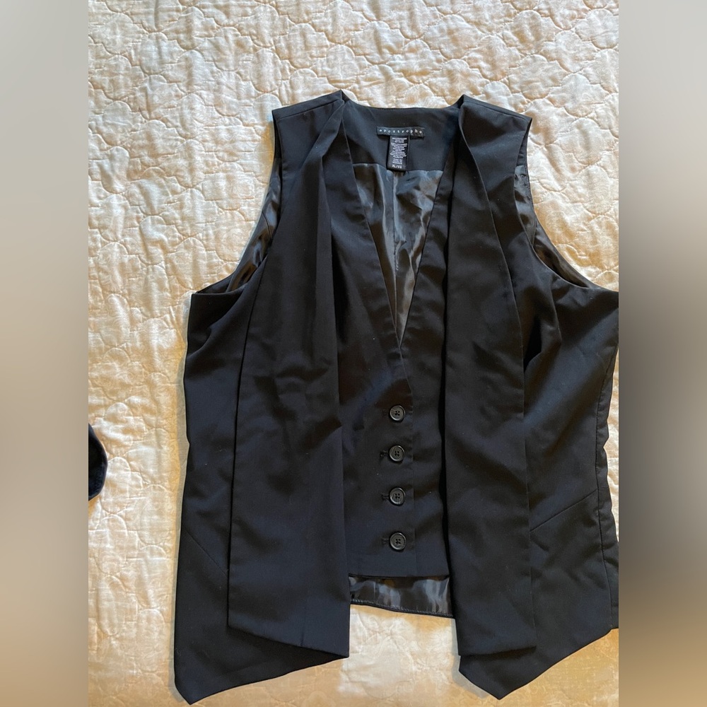 Women’s Black Vest